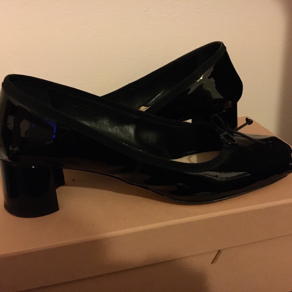 Black patent leather Miu Miu ballet pumps